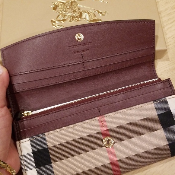 Burberry Horsferry Check Wallet - Picture 3 of 7